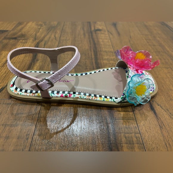 NWT Betsey Johnson Brice Pink Floral Girls Sandal, Size 5 - Picture 9 of 11